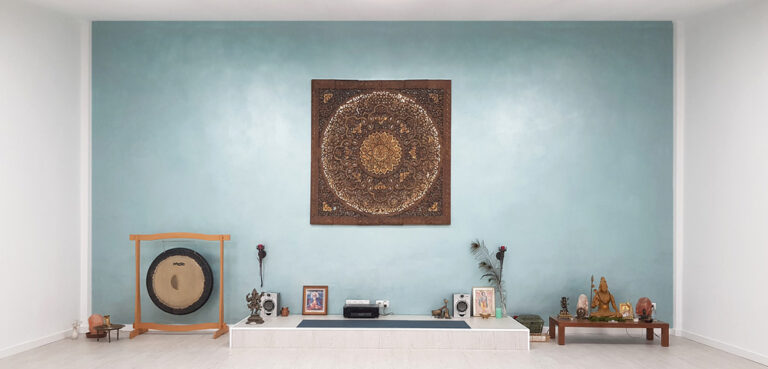 imagen CABECERA Gobynde Yoga Ruzafa 768x369